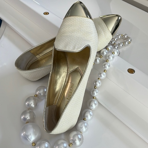 Cream snakeskin flats metal toe - Picture 3 of 8